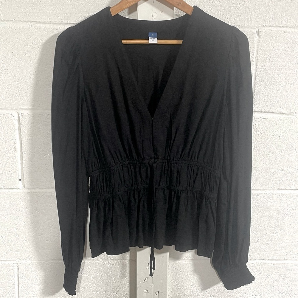 Old Navy Black Waist-Defined Smocked Tie-Front Blouse Sz Medium